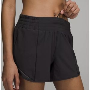 Lululemon hotty hot shorts HR 4" size 6